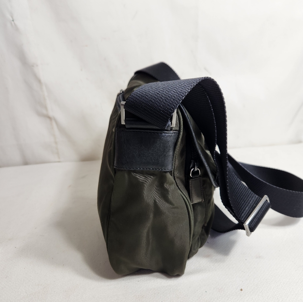 Prada Crossbody Bag - Picture 4 of 10